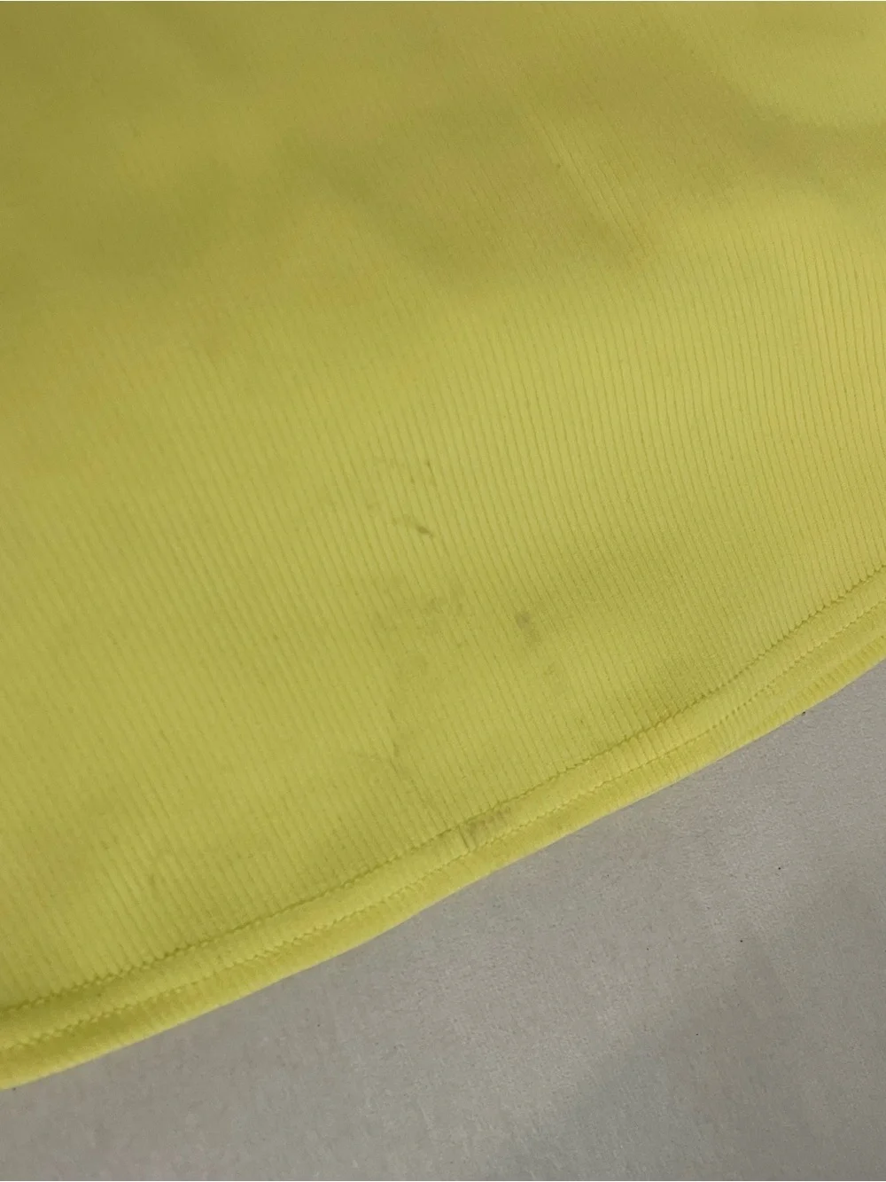 Alo Yoga NWT Slice Tennis in Sunshine Yellow Shorts Underneath Size XS